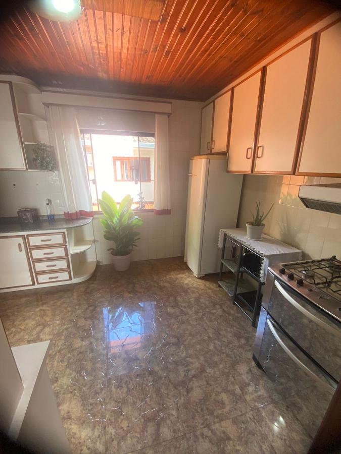 Quarto Em Foz do Iguaçu Esterno foto