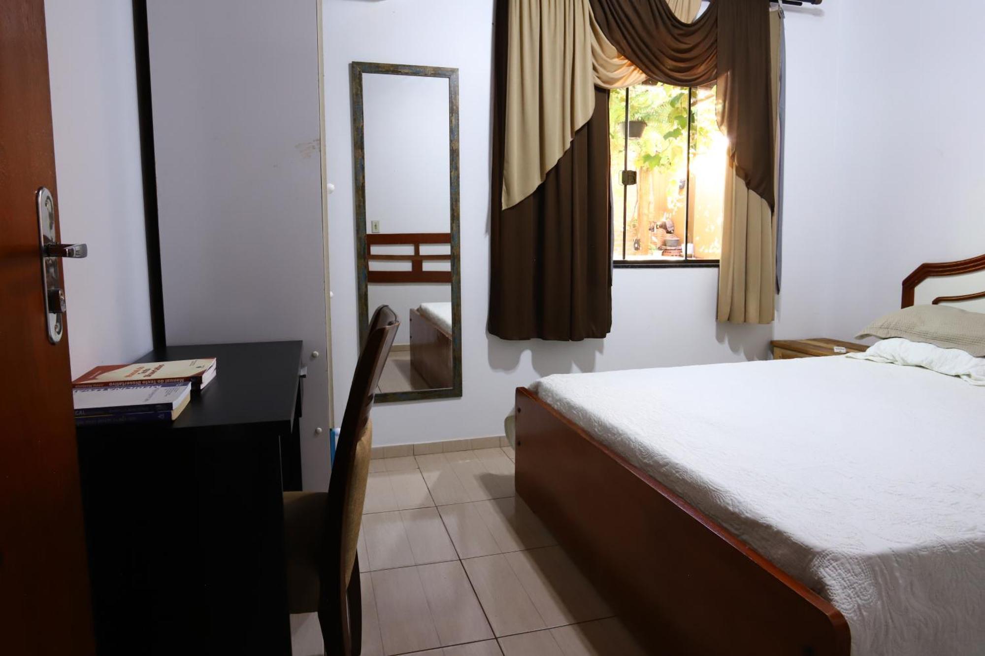 Quarto Em Foz do Iguaçu Esterno foto